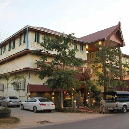 Ayutthaya Teak Home Homestay Phra Nakhon Si Ayutthaya Exterior foto
