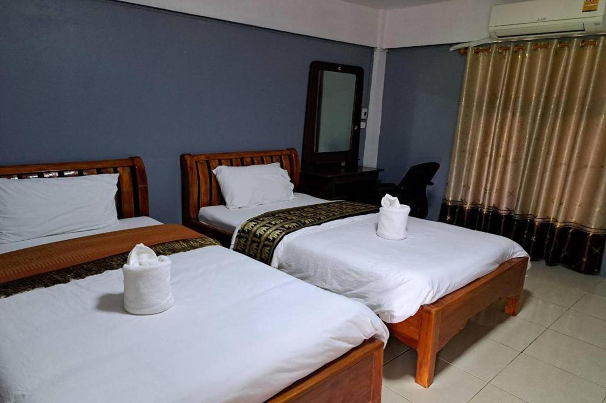 Ayutthaya Teak Home Homestay Phra Nakhon Si Ayutthaya Exterior foto