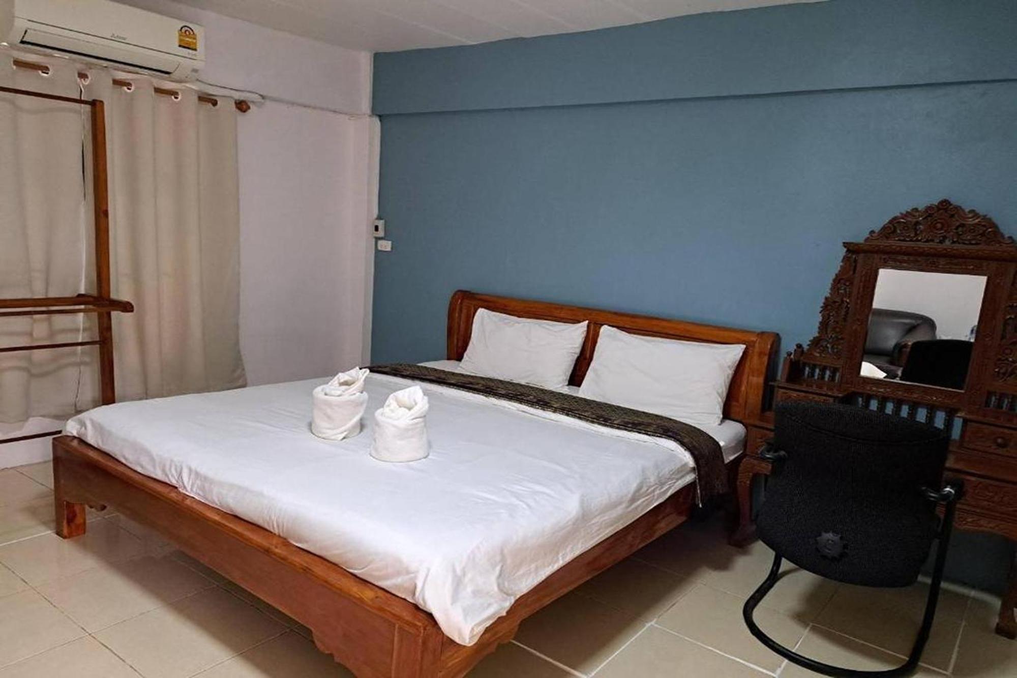 Ayutthaya Teak Home Homestay Phra Nakhon Si Ayutthaya Exterior foto