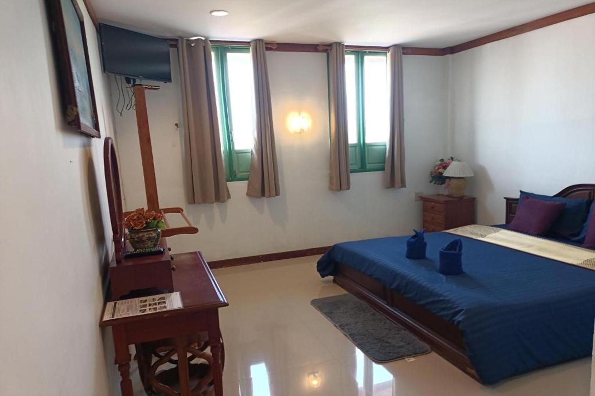 Ayutthaya Teak Home Homestay Phra Nakhon Si Ayutthaya Exterior foto