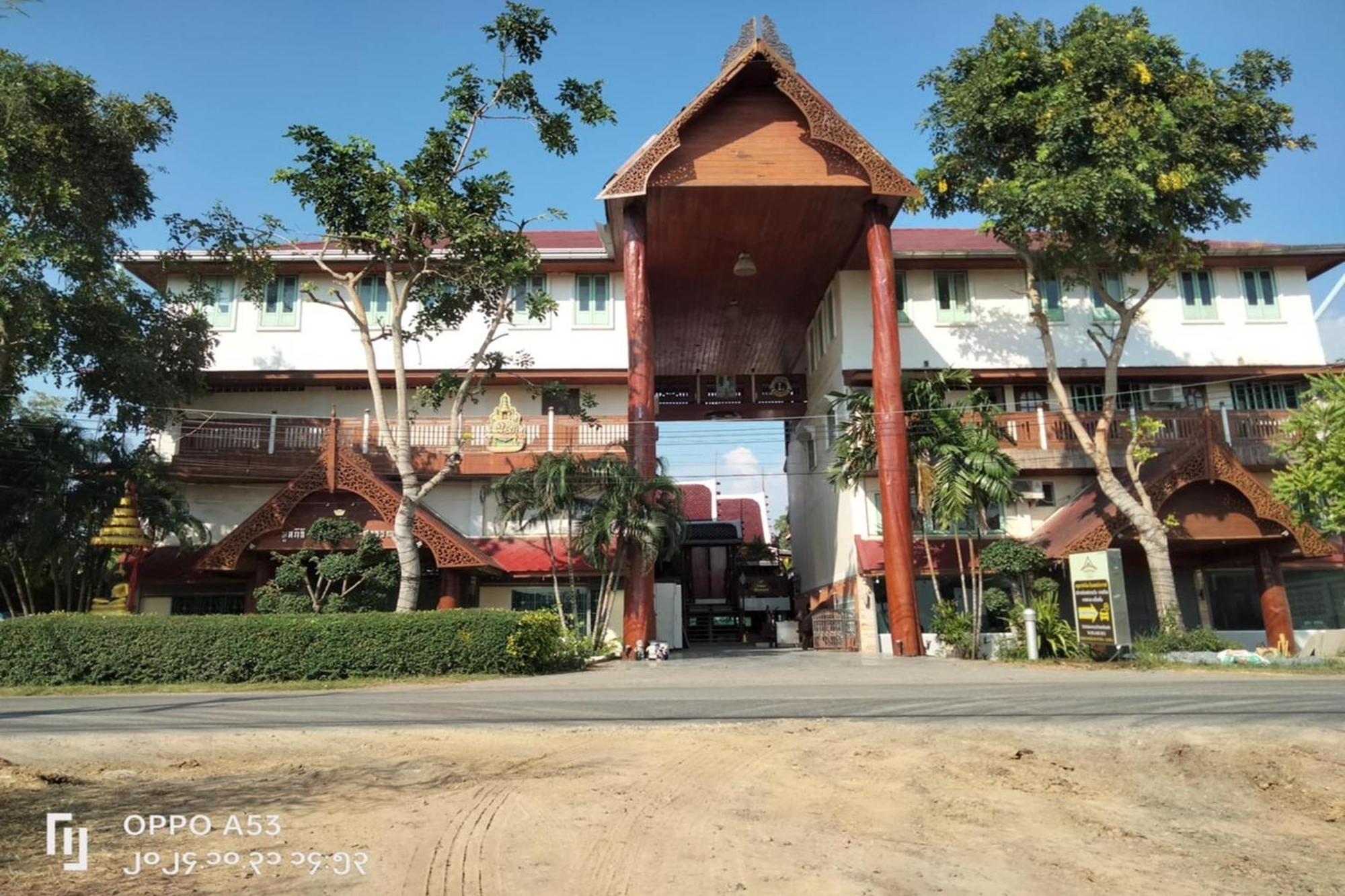 Ayutthaya Teak Home Homestay Phra Nakhon Si Ayutthaya Exterior foto