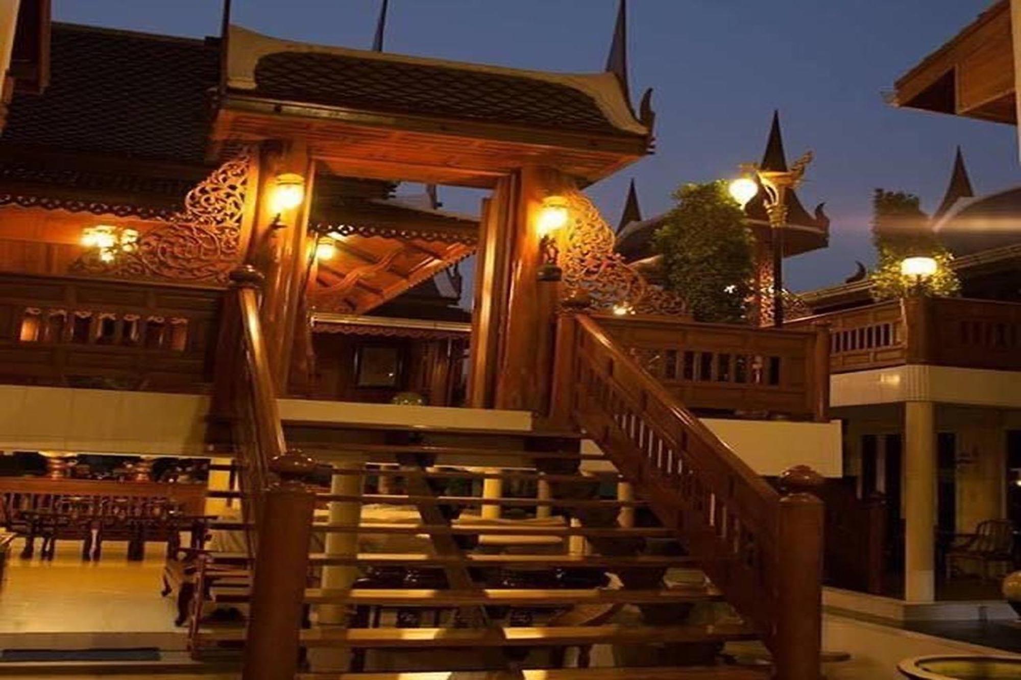 Ayutthaya Teak Home Homestay Phra Nakhon Si Ayutthaya Exterior foto