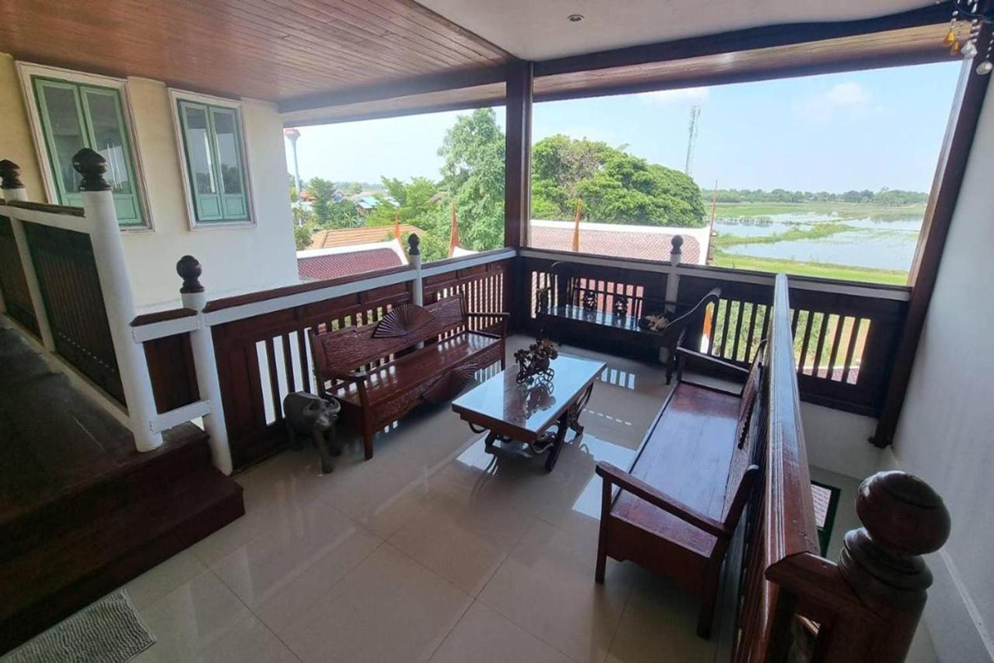 Ayutthaya Teak Home Homestay Phra Nakhon Si Ayutthaya Exterior foto