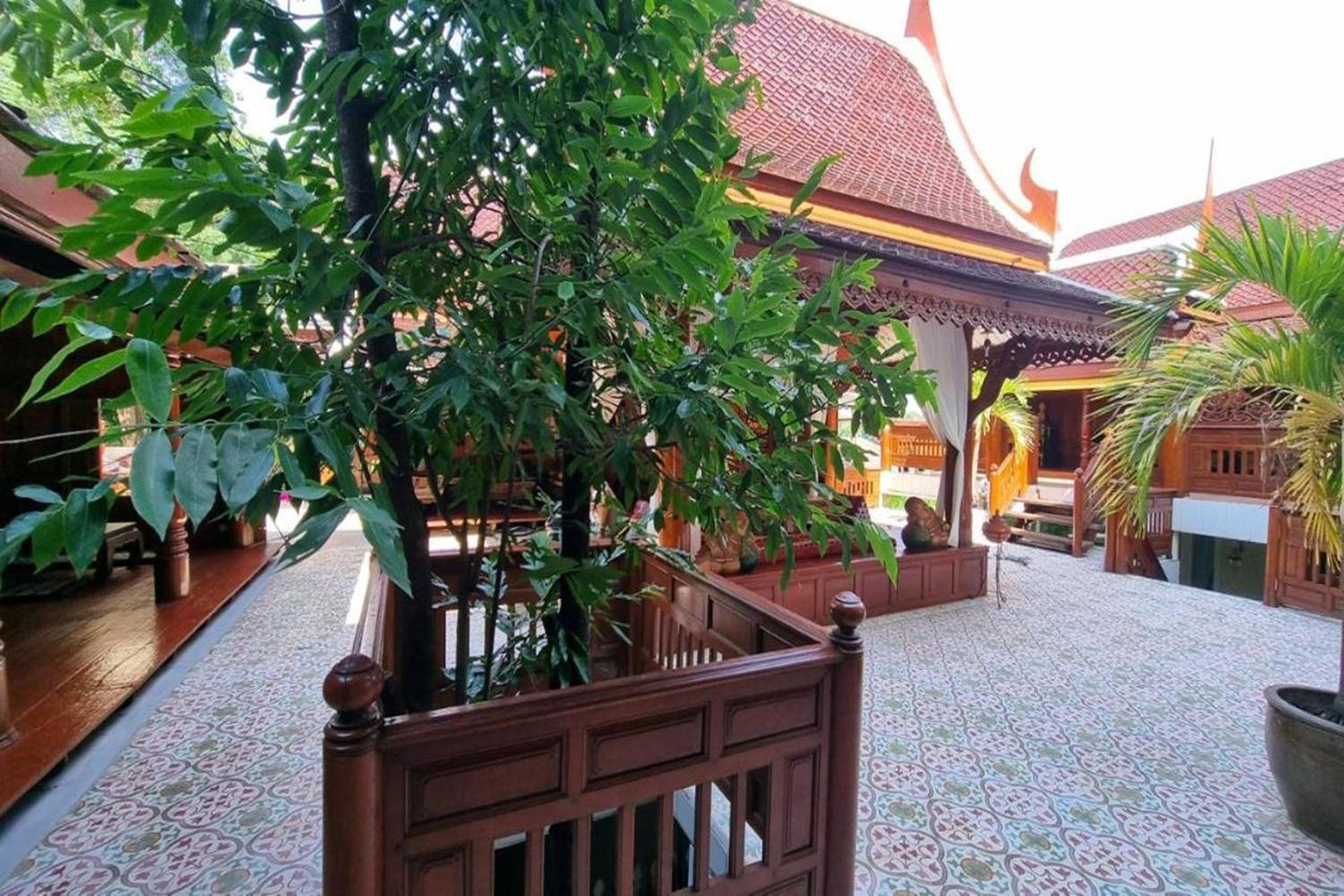 Ayutthaya Teak Home Homestay Phra Nakhon Si Ayutthaya Exterior foto